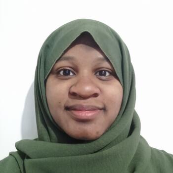 Babysitter in Coulaines: Hamda