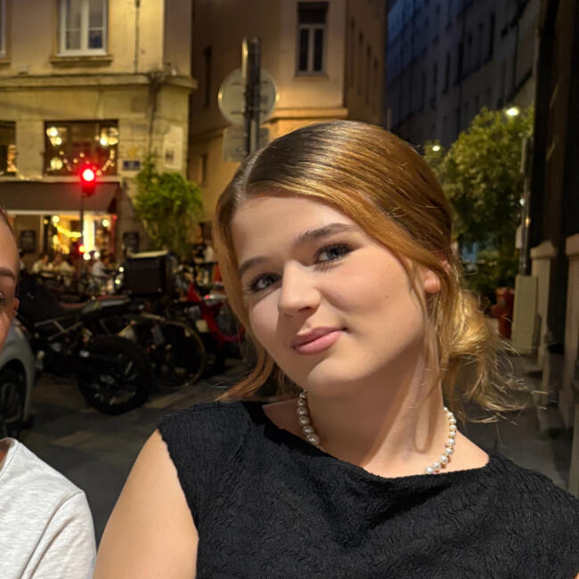 Nounou à Messimy: Ornella