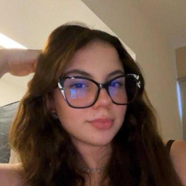 Babysitter in London: Bianca