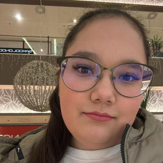 Babysitter in Wiener Neustadt: Anett karolina