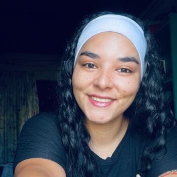 Babysitter in Cardona: Victoria