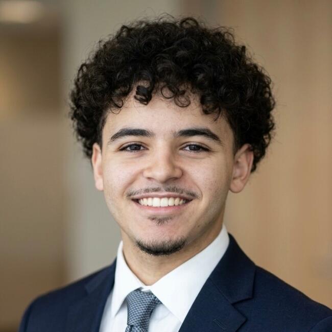 Babysitter in Paris: Khalil