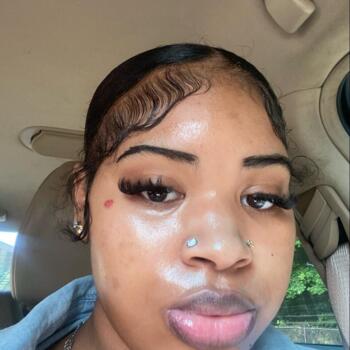 Babysitter in Memphis: Ariana