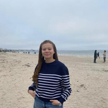 Babysitter in Sainte-Foy-lès-Lyon: Romane