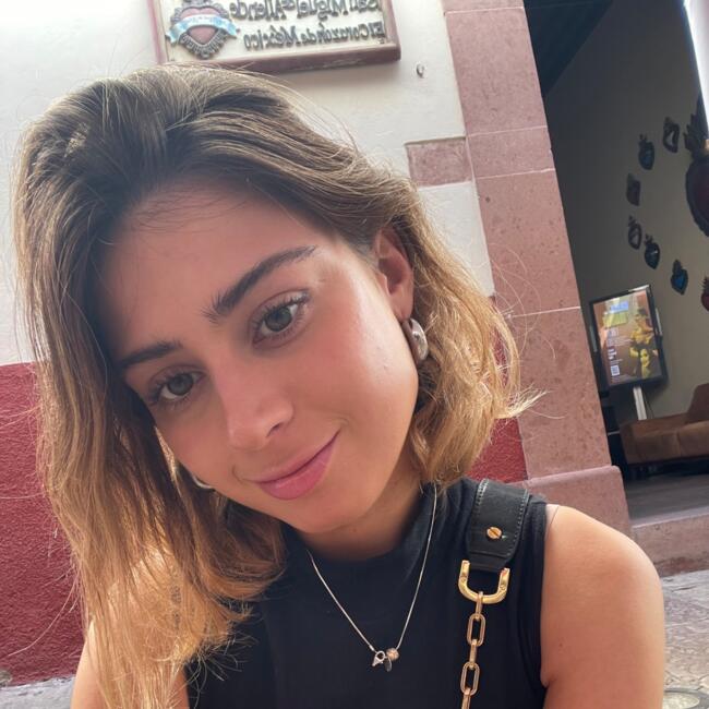 Babysitter in Melbourne: Maria bielka