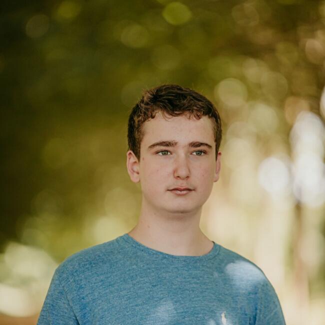 Babysitter in Genk: Deni