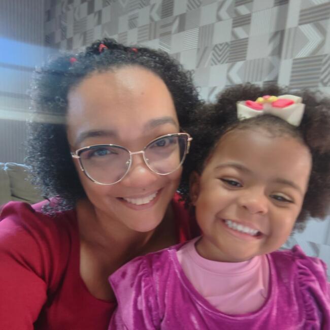 Emprego de babá em Nova Friburgo: Dayana