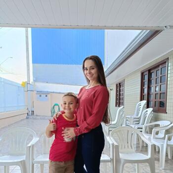 Babysitting job in Curitiba: babysitting job Vitória