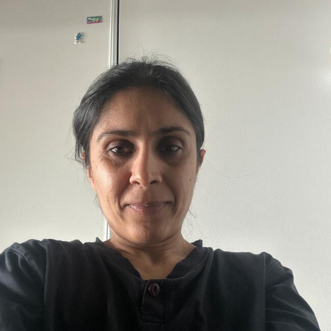 Baby-sitter in Concord: Kewaldeep