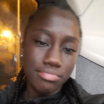 Babysitter in Le Plessis-Bouchard: Diarra