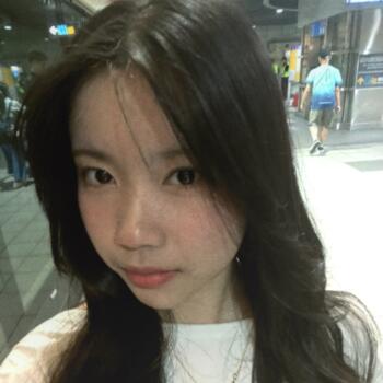 Babysitter in Taipei: Sharon