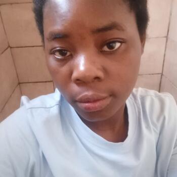 Babysitter in Cape Town: Getrude