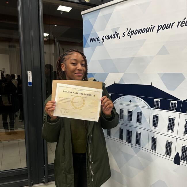 Babysitter in Aulnay-sous-Bois: Linda