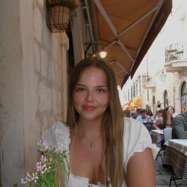 Babysitter in Vienna: Christina