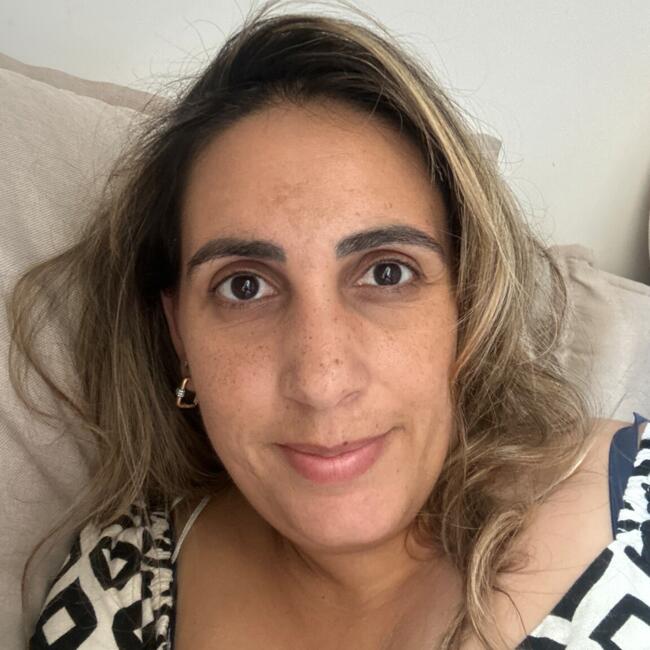 Babysitting job in São Paulo: Priscilla