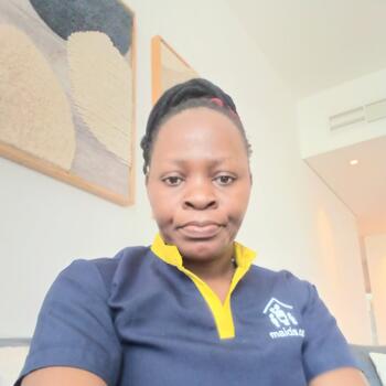 Babysitter in Dubai: KAAHWA