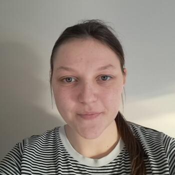 Babysitter in Tournai: Jiliane