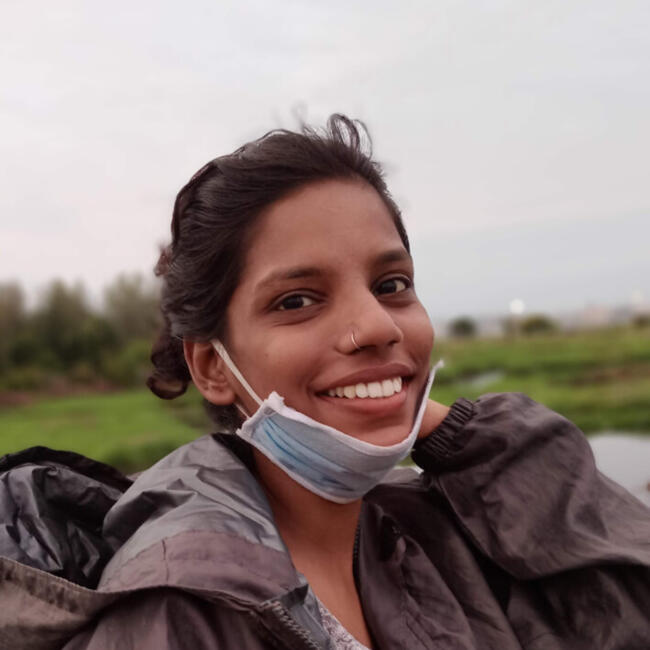 हैदराबाद में बेबीसिटर: Kavya