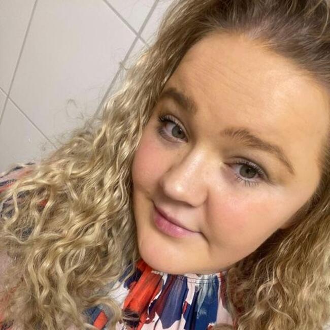 Babysitter in Reiu: Ode Lisette