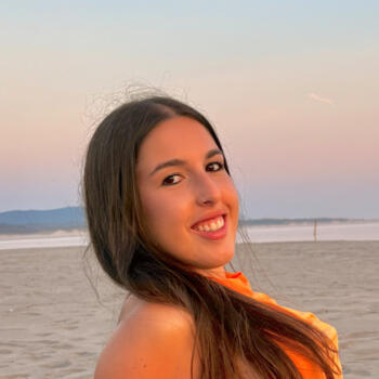 Babysitter Forjães: Lara