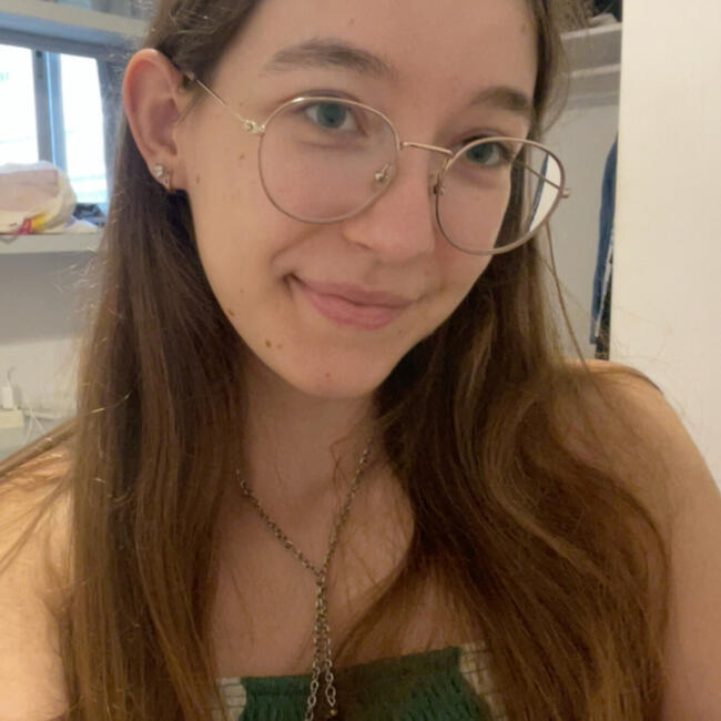 Canguro en Sevilla: Valeria