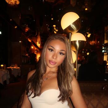 Babysitter London: Ria