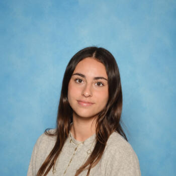 Babysitter in Entraigues-sur-la-Sorgue: Jade
