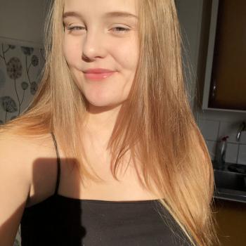 Barnvakter i Skövde: Elin