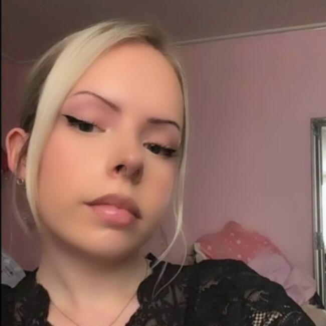 Babysitter in Genk: Aleksandra