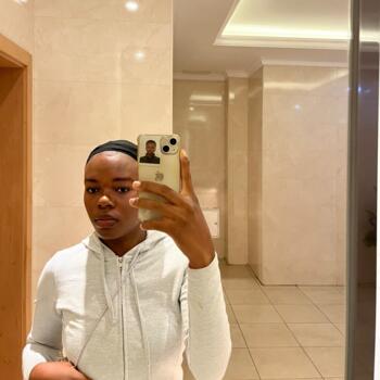 Babysitter in Ourém: Madalena