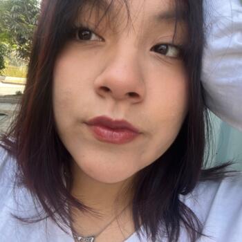 Babysitter in Ate: Camila