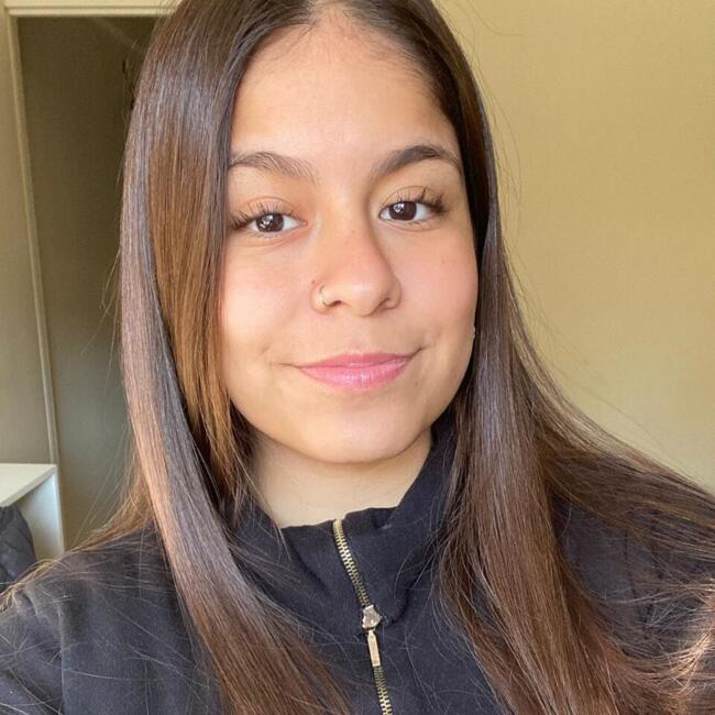 Niñera en San Miguel: Mía