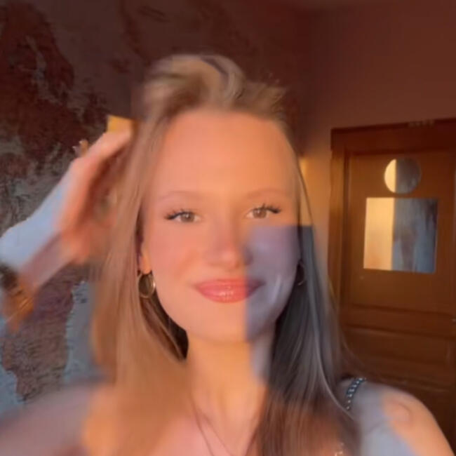 Babysitter in Sistels: Cloé