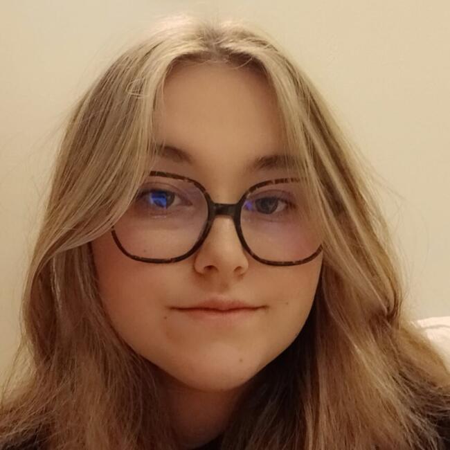 Babysitter in Amiens: Zoé