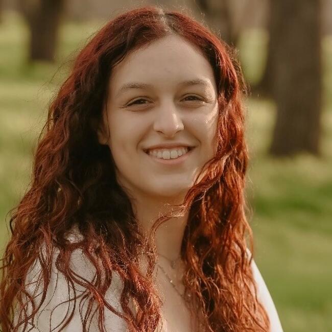 Babysitter in Modesto: Nevaeh