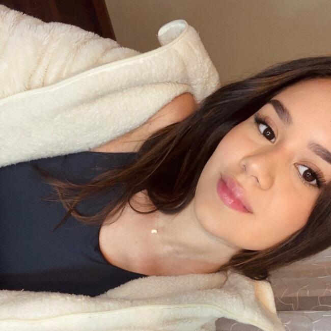 Babysitter in San Borja: Adriana