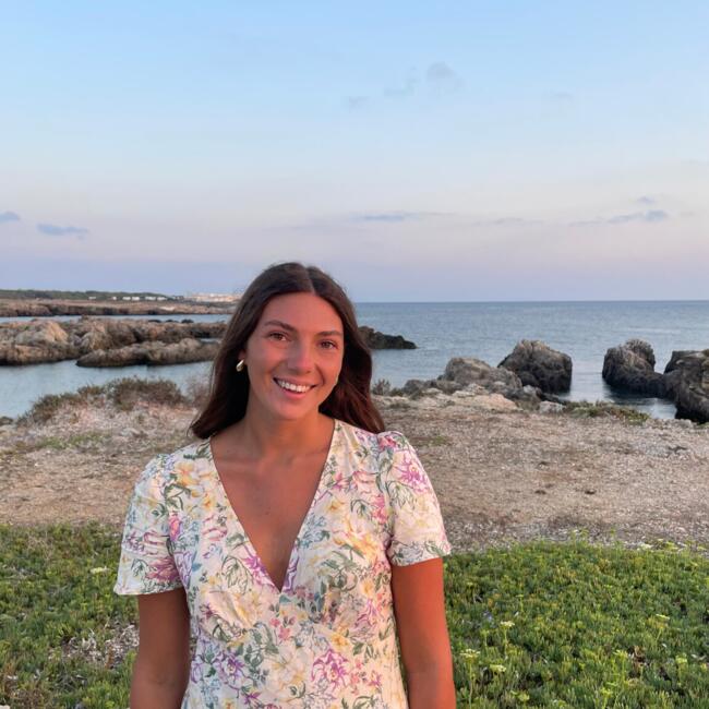 Babysitter a Cecina: Emma