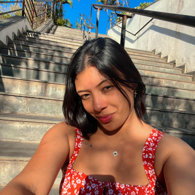 Babysitter in Curitiba: Jasmin