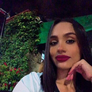 Babysitter in Brasília: Lethy