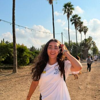 Babysitter Ramat Gan: Liya