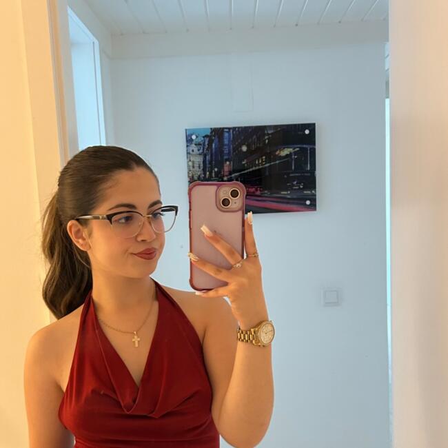 Babysitter in Lyon: Nathalie