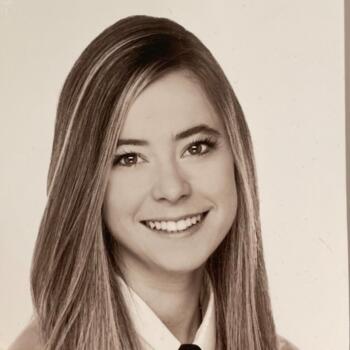 Canguro en Oviedo: Alejandra