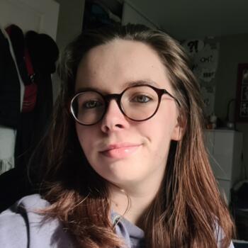 Babysitter in Orléans: Louise