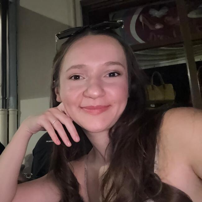 Babysitter in Oradea: Debora