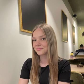 Babysitter in Zaandam: Floor