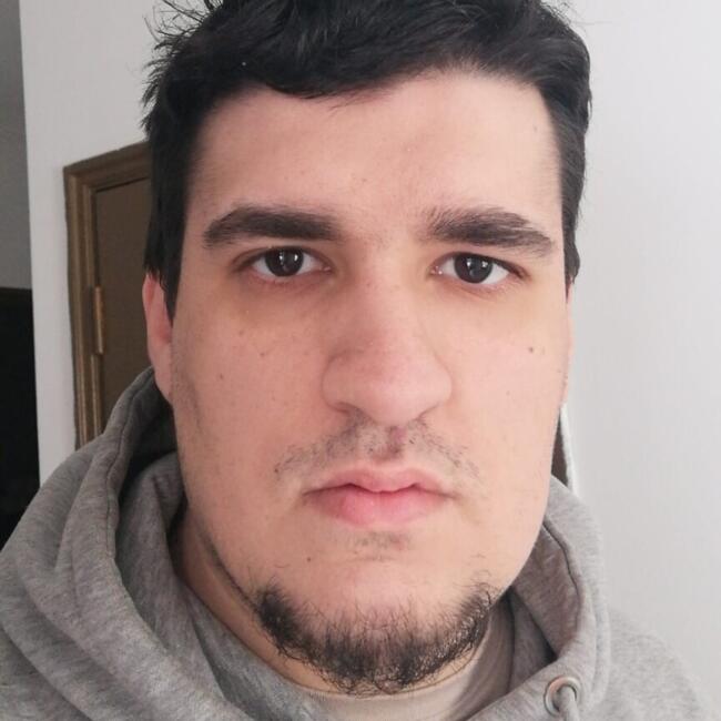 Babysitter Job in Lissabon: Pedro