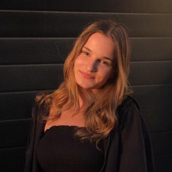 Babysitter in Meudon: Marie