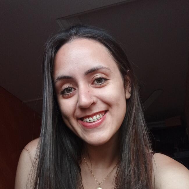 Babá em Curitiba: Thalía