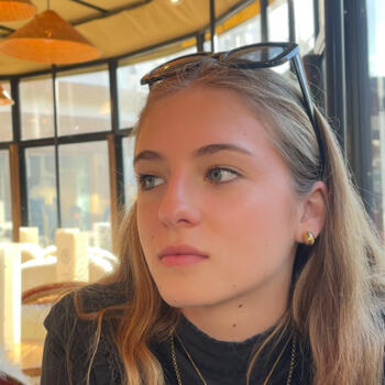 Babysitter in La Fouillouse: Charline