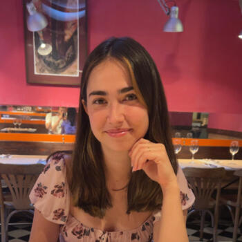 Babysitter in Porto: Luana
